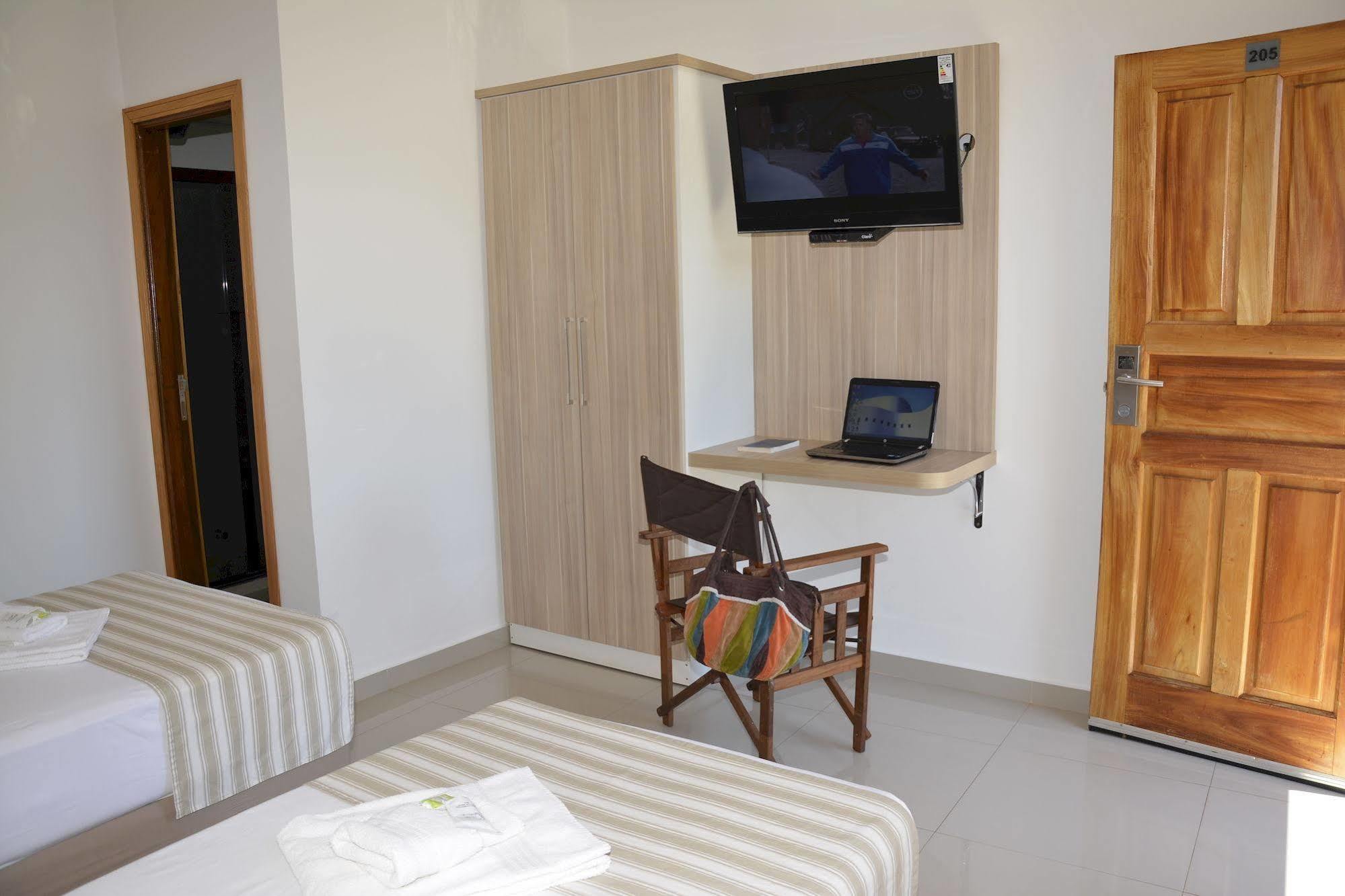 Hotel Salzburgo Сиудад дел Есте Екстериор снимка